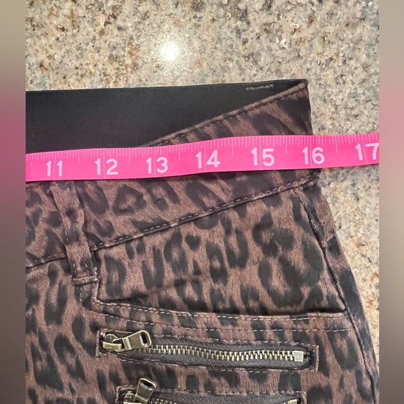 Democracy Absolution Jeans Womens 8 Stretch Mid Rise Skinny Brown Black Leopard - Picture 9 of 12